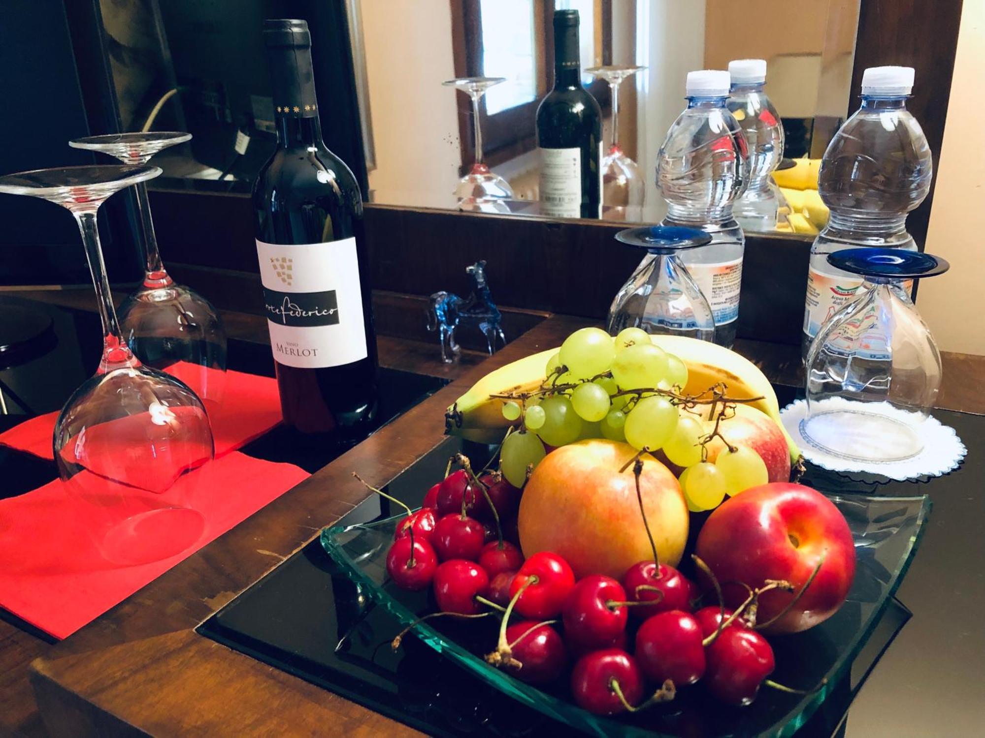 Opera Deluxe Bed and Breakfast Ραβένα Εξωτερικό φωτογραφία