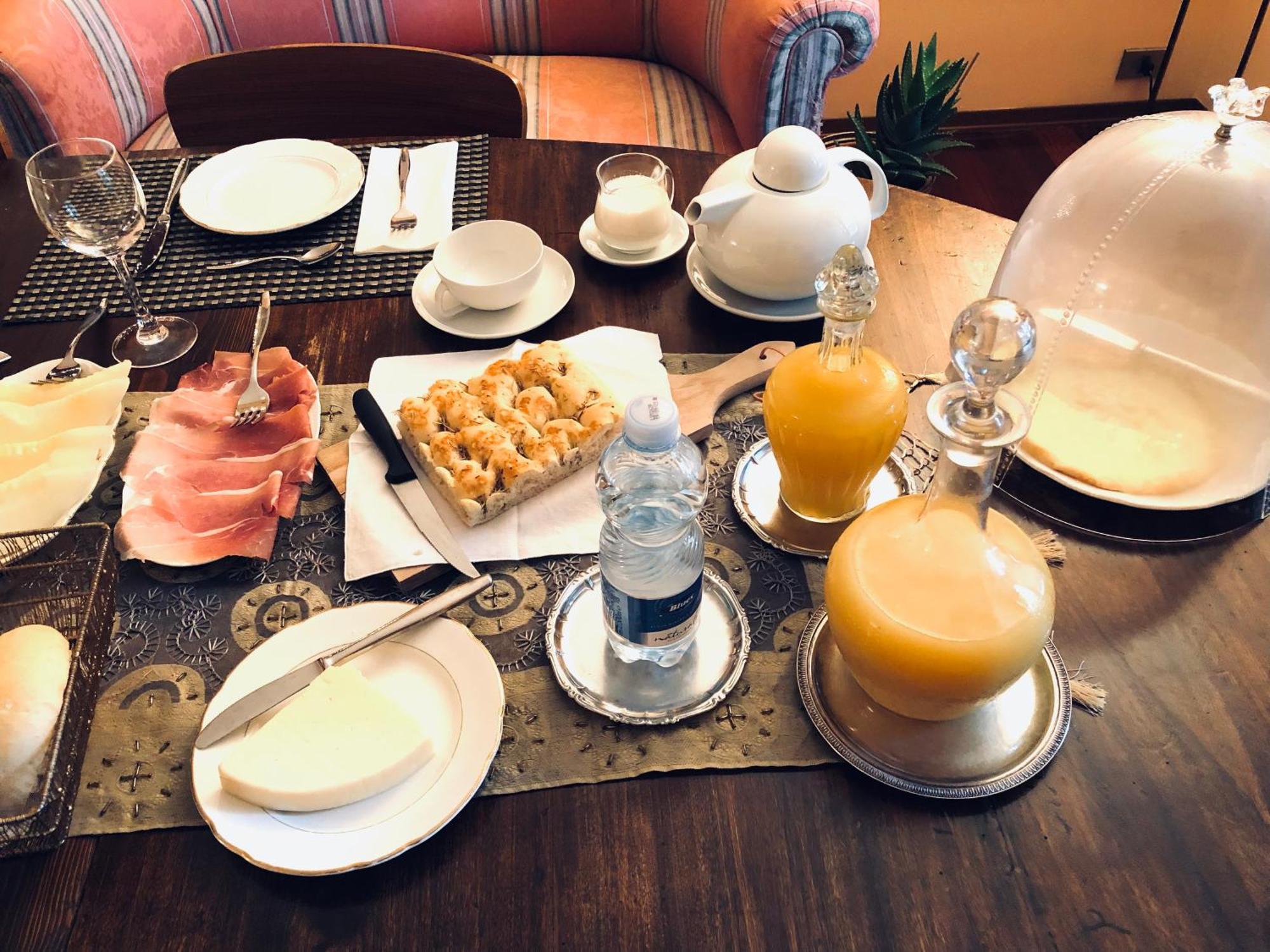 Opera Deluxe Bed and Breakfast Ραβένα Εξωτερικό φωτογραφία