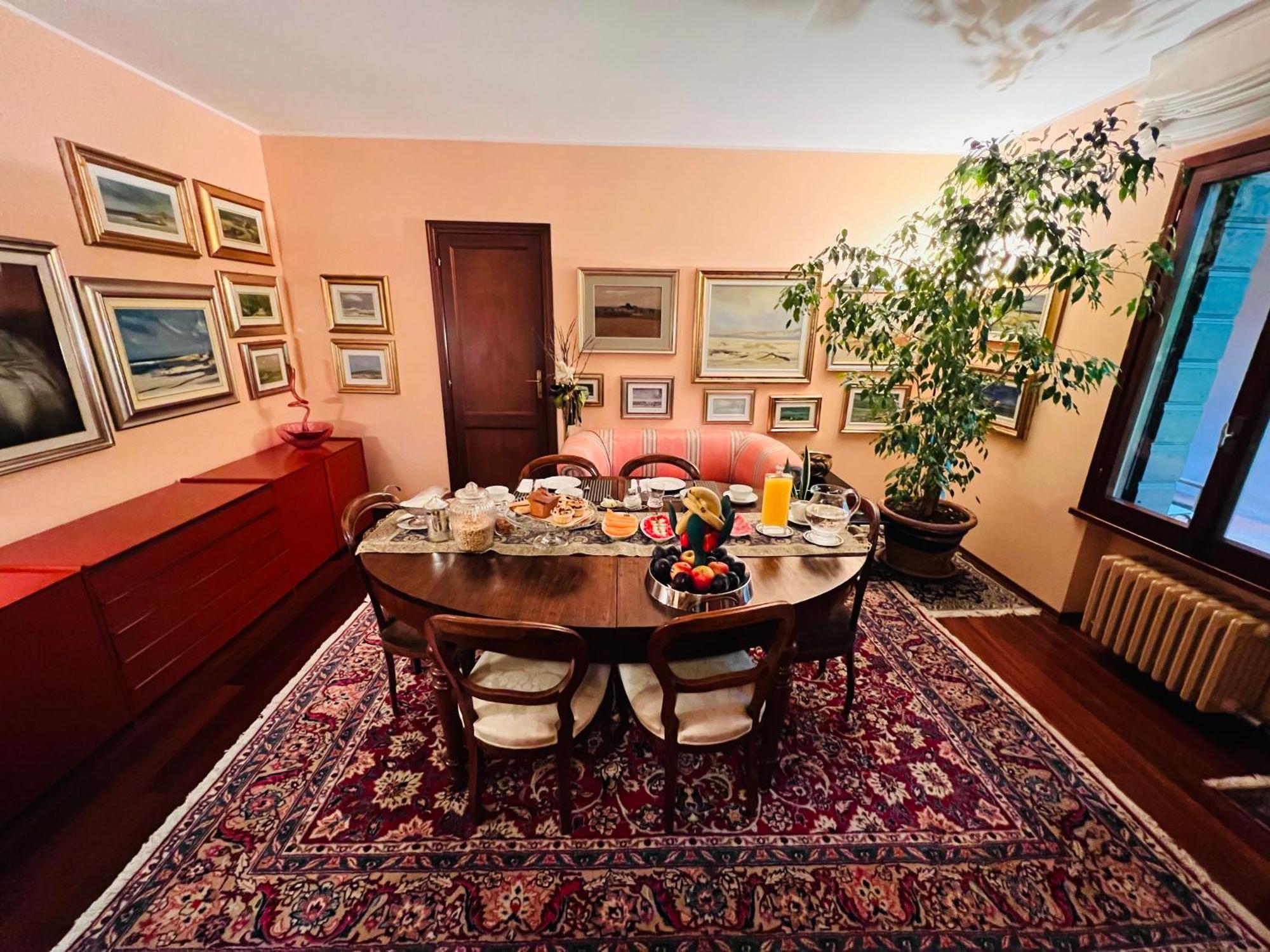 Opera Deluxe Bed and Breakfast Ραβένα Εξωτερικό φωτογραφία