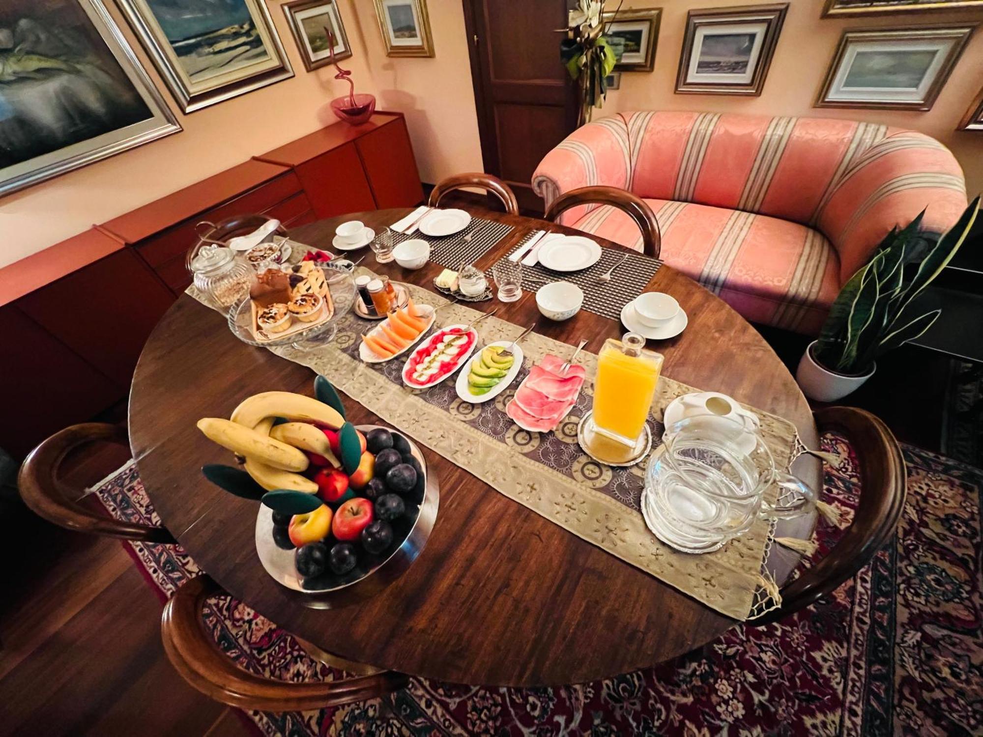 Opera Deluxe Bed and Breakfast Ραβένα Εξωτερικό φωτογραφία